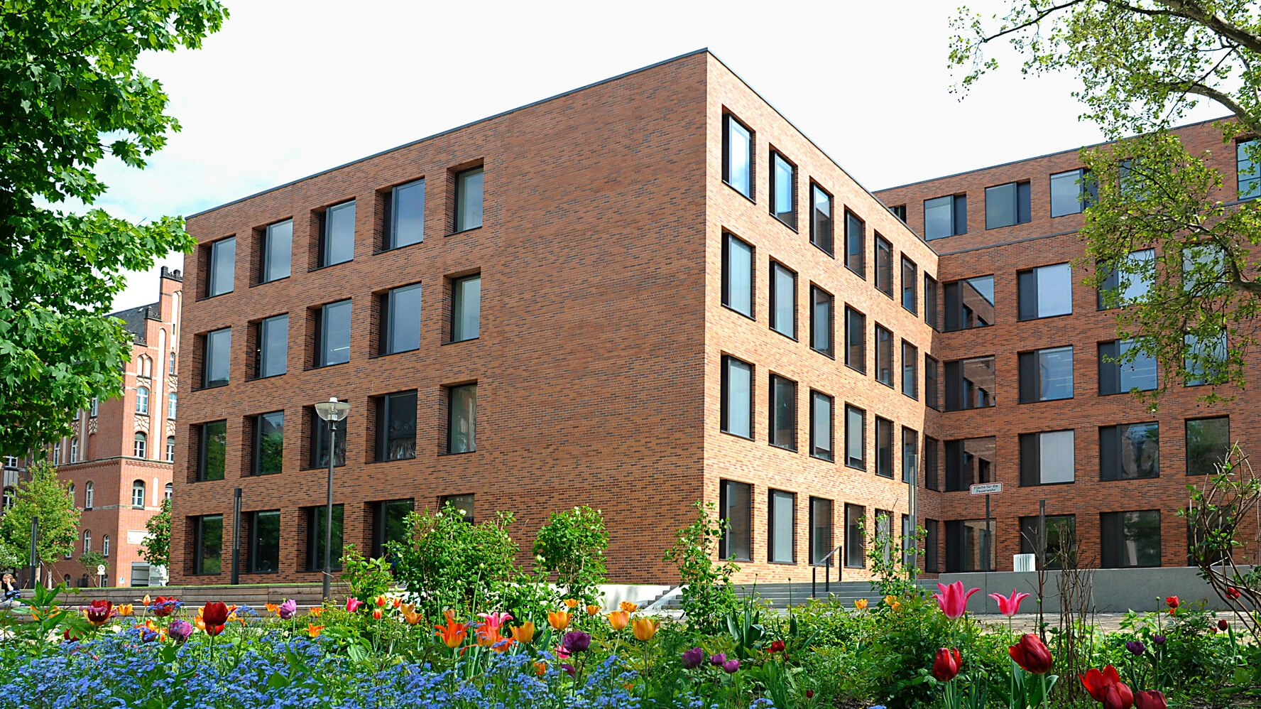 Charité CrossOver Building Charité CrossOver Building